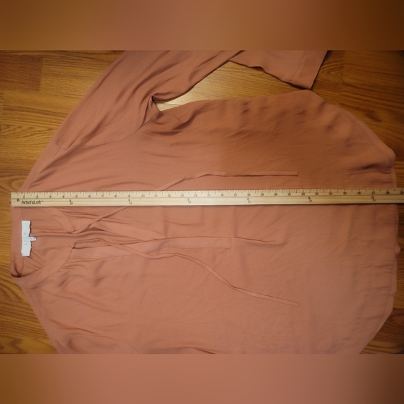 ASTR The Label Medium Long Sleeved Tunic Blouse Burnt Orange Neck Tied Buttoned - Picture 5 of 16
